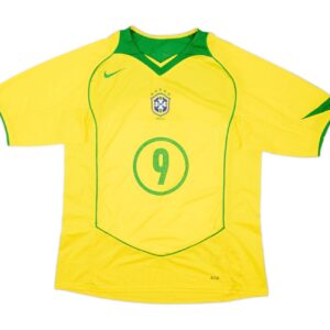 Camiseta Retro Brasil 2004